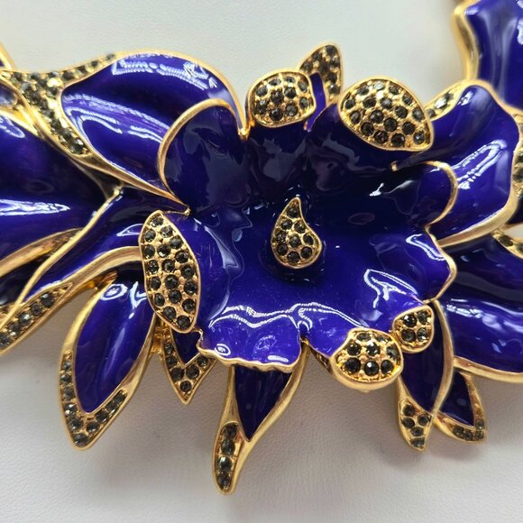 Oscar de La Renta Avant Garde Enamel and Swarovski Crystal Flower Necklace - Picture 6 of 12